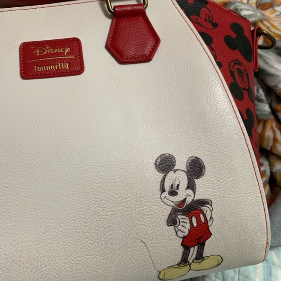 Mickey Mouse♥️🎶Disney ♥️ Loungefly large satchel - Picture 4 of 12